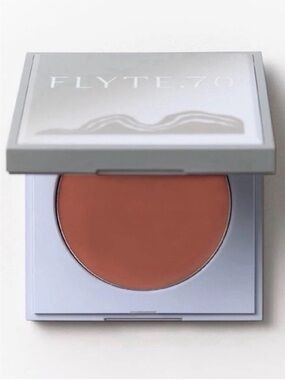 Flyte 70 Look of Love Blush Burnished Warm Honey Amber Color NIB